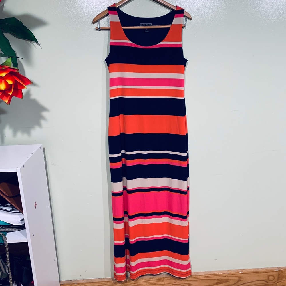 Jessica Howard maxi dress with  side slit